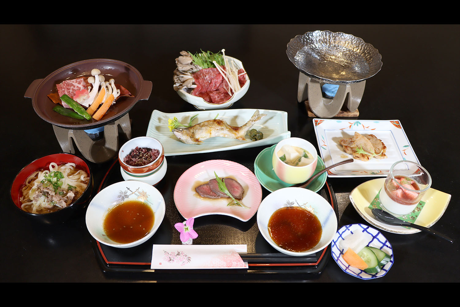 須崎旅館の夕食「ジビエ御膳」