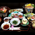 須崎旅館の夕食「よくばり御膳」